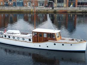 Luke Gaff Gentleman's Motor Yacht
