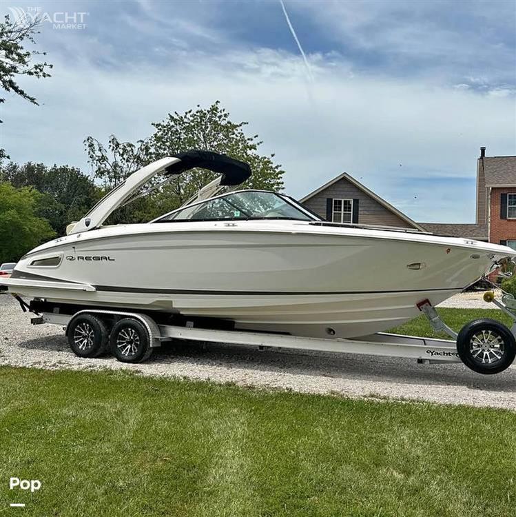 Regal 2800 - 2018 Regal 2800 - Photo #1