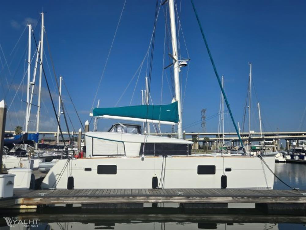 Lagoon Lagoon 400 - Used Sail Catamaran for sale