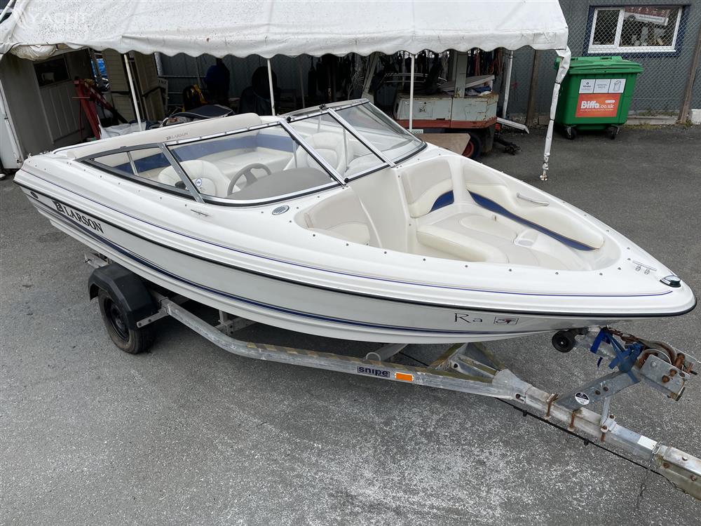 Larson 180 Bowrider (not bayliner searay monterey