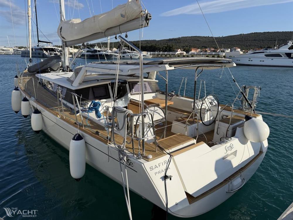 Beneteau Sense 57