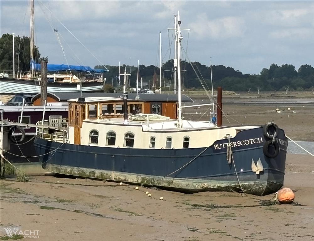 Robertsons of Woodbridge Replica Dutch Barge