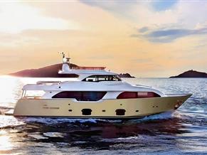 CUSTOM LINE 26 M Navetta