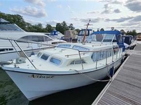 Broom 30