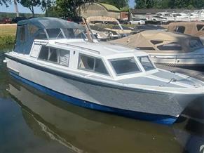 Elysian Boats 27