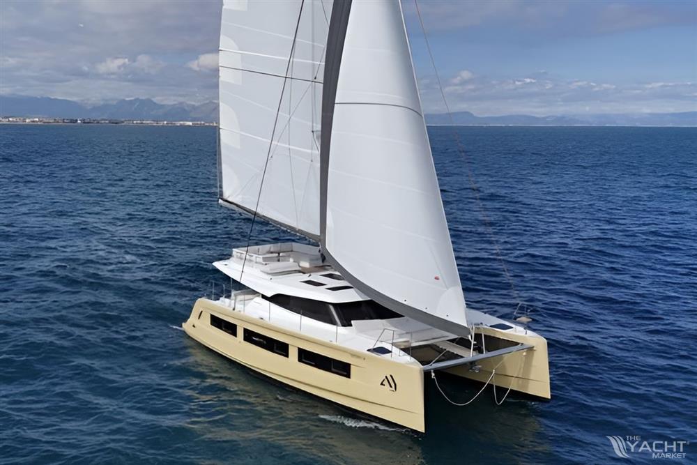AVENTURA CATAMARANS 45 - Aventura 45 sailing