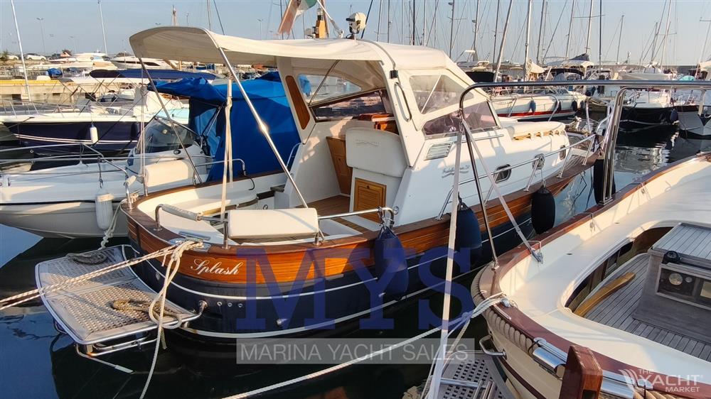 Fratelli Aprea 750 Cabin - F.lli Aprea 750 Cabin (5)