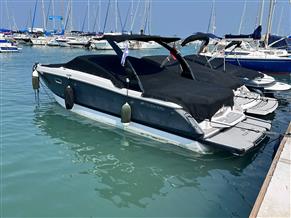 Four Winns H260