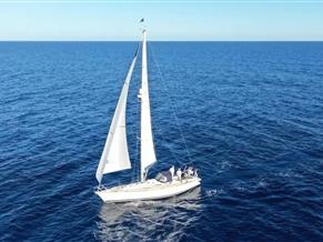 Beneteau First 435