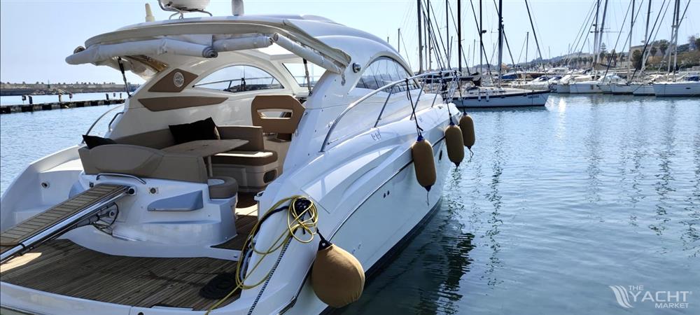 Beneteau Monte Carlo 37 Hard Top