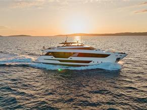 FERRETTI YACHTS 1000