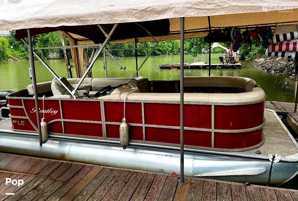 Bentley 20 LE - 2021 Bentley 20 LE - Photo #1