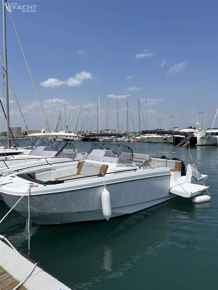 BENETEAU FLYER 9 SPACEDECK