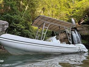 Nautica 19' Wide Body