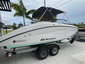 Yamaha SX250