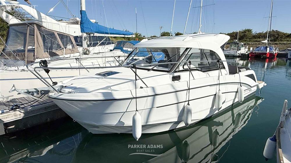 Beneteau Antares 8