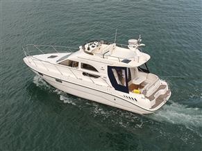 Sealine F33