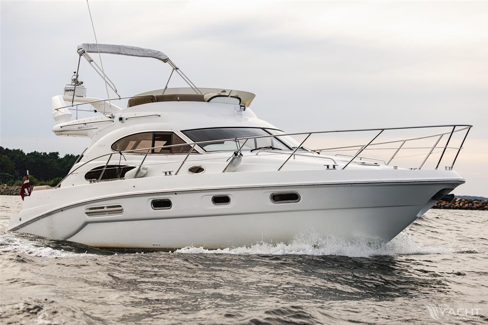 SEALINE F37 Flybridg