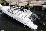 Sea Ray 240 Sundeck - 2014 Sea Ray 240 Sundeck - Photo #3