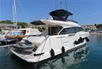 Ferretti Yachts 670