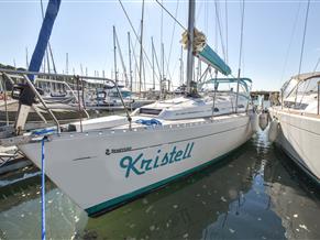 Beneteau Oceanis 381