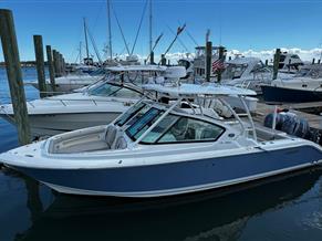 Pursuit DC 266 Dual Console