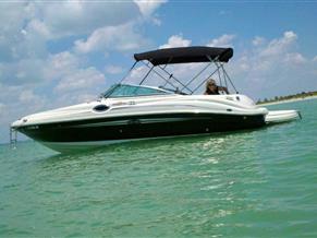 Sea Ray 240 SUNDECK