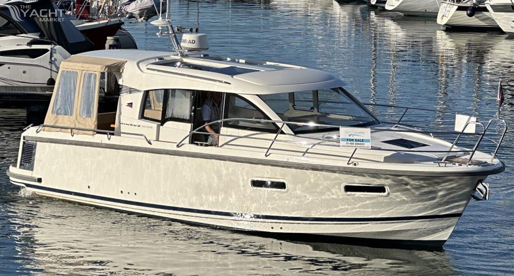 Nimbus 305 Coupe - Nimbus 305 Coupe - Overall