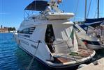 Fairline SQUADRON 62 - 15.jpg