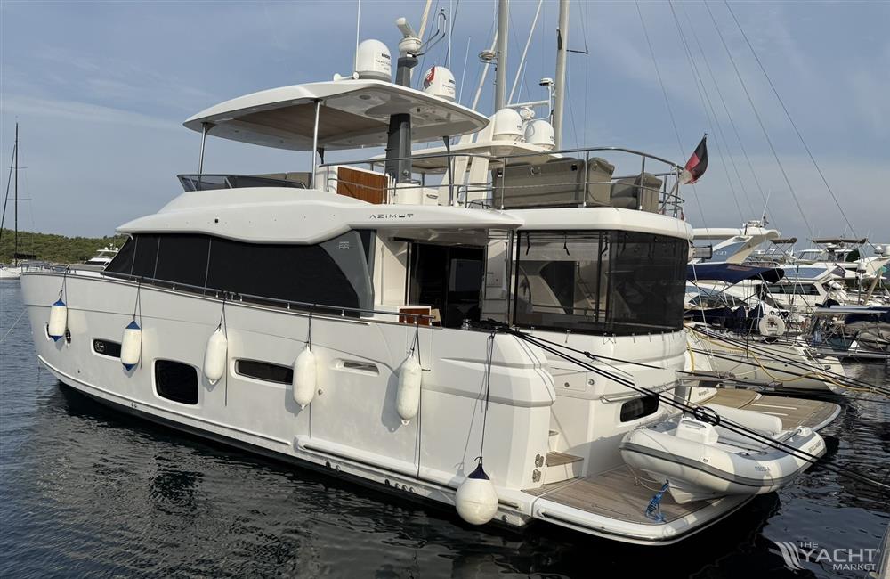 AZIMUT MAGELLANO 66 - 2018