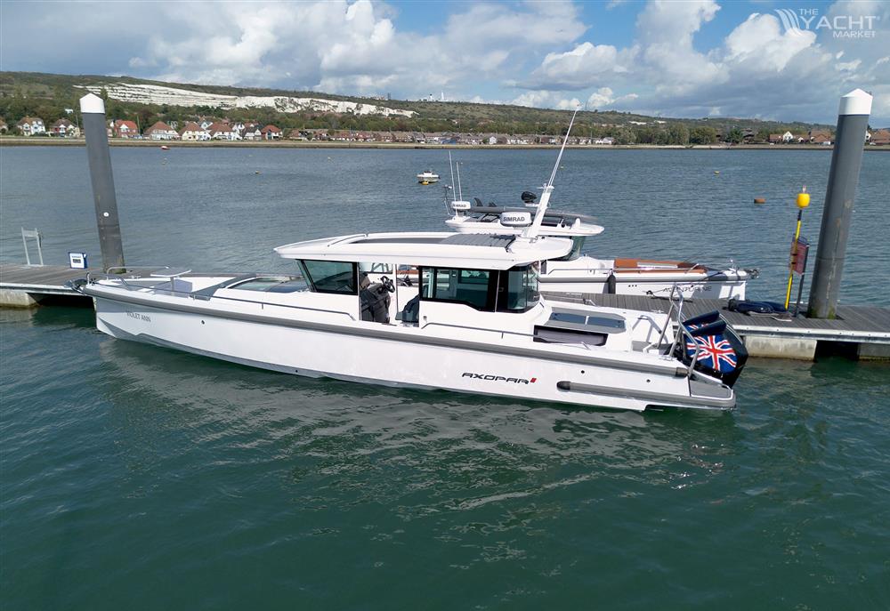 Axopar 37XC Cross Cabin - 0 - Exterior