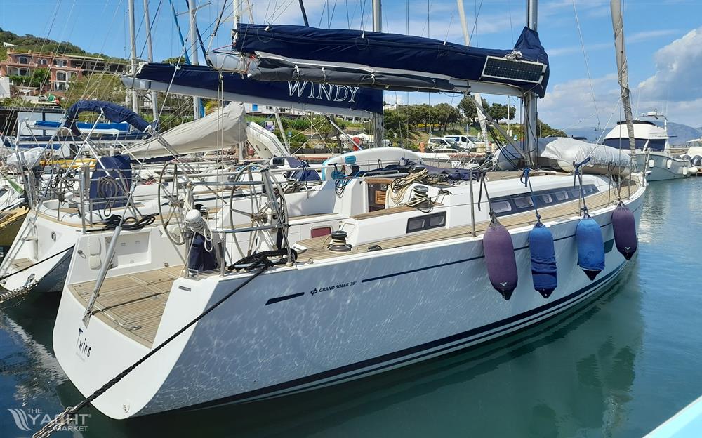 Cantiere del Pardo GRAND SOLEIL 39 Maletto