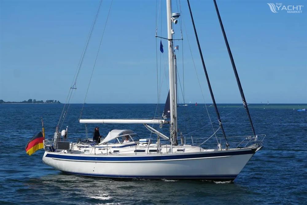 Hallberg-Rassy 42F MK II