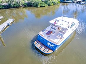 Tiara Yachts 3100 Coronet