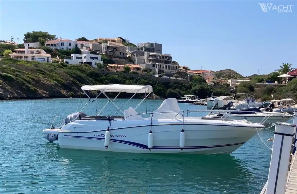 Jeanneau Cap Camarat 7.5 CC