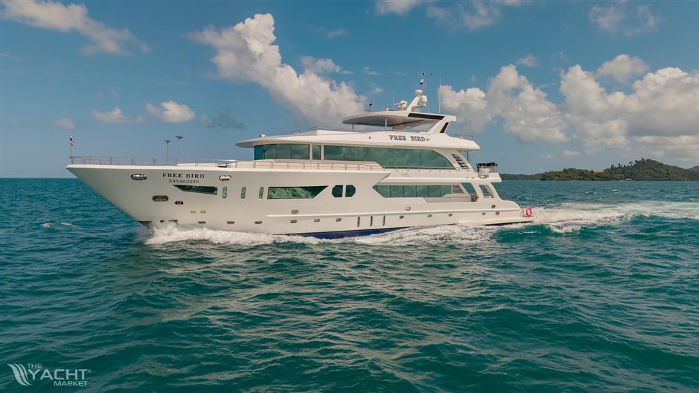 Silverstar Marine Tri Deck 34M - Free Bird Tri Deck 34M 2020