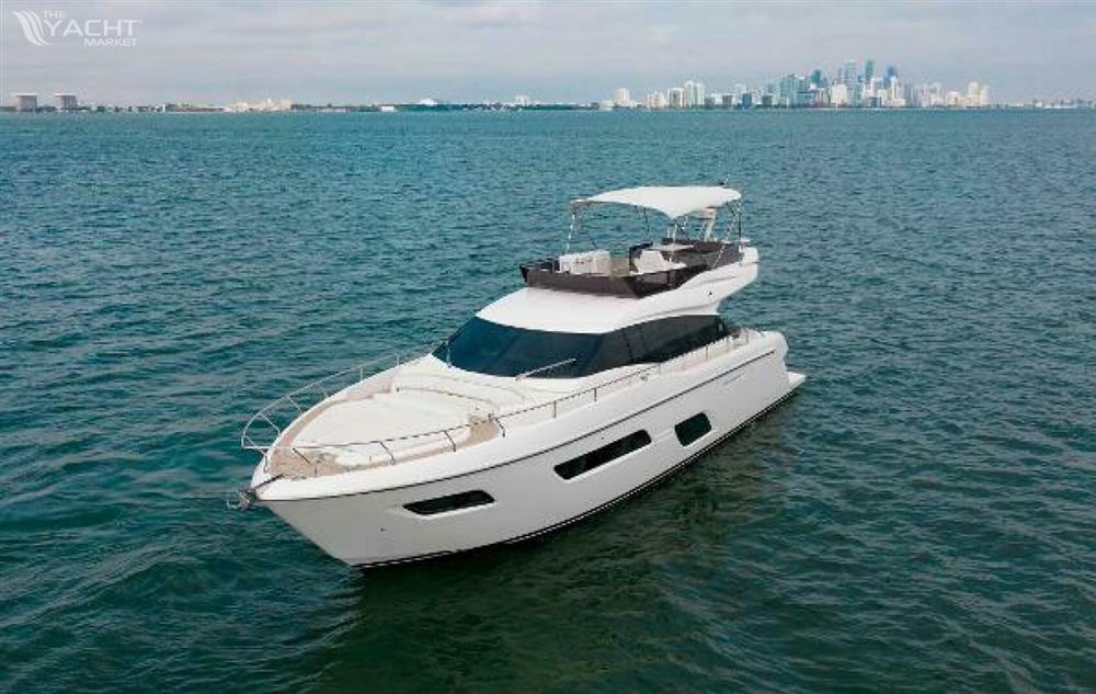 Ferretti Yachts 550