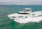 Ferretti Yachts 550