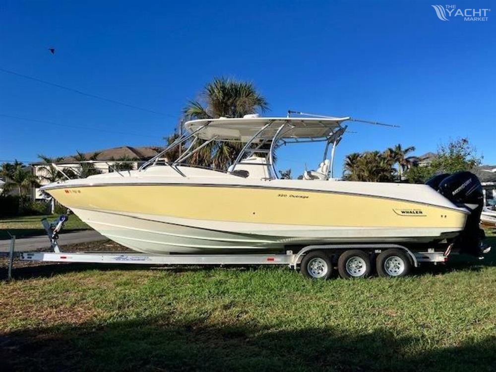 Boston Whaler 320 Outrage
