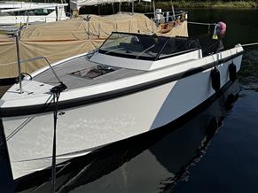 Delta 26 Open