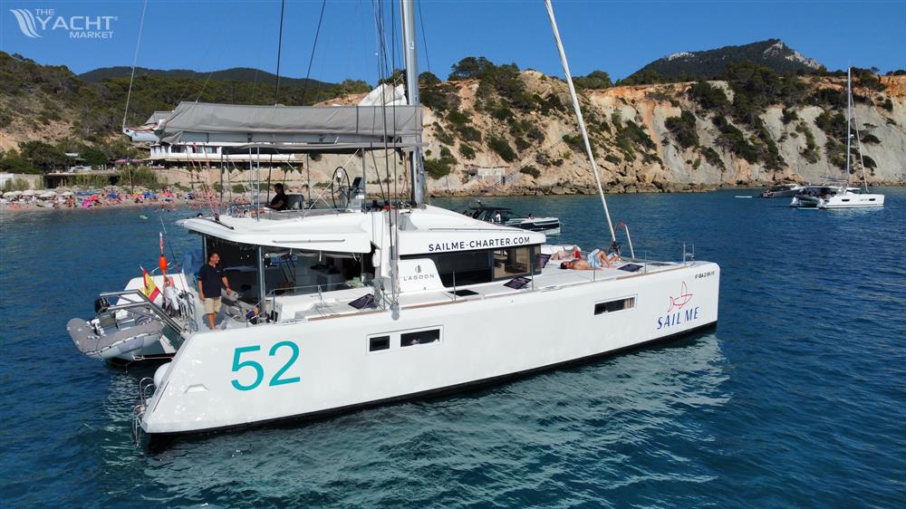 Lagoon 52F