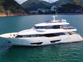 Custom Line Navetta 28