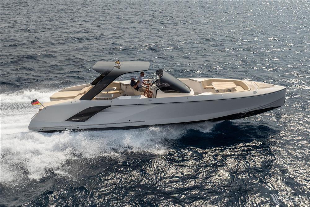 Frauscher 1414 Demon Air - 2022 Frauscher 1414 Demon Air luxury yacht cruising on open water.