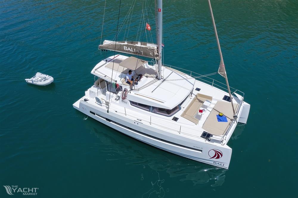 Bali Catamarans 4.1