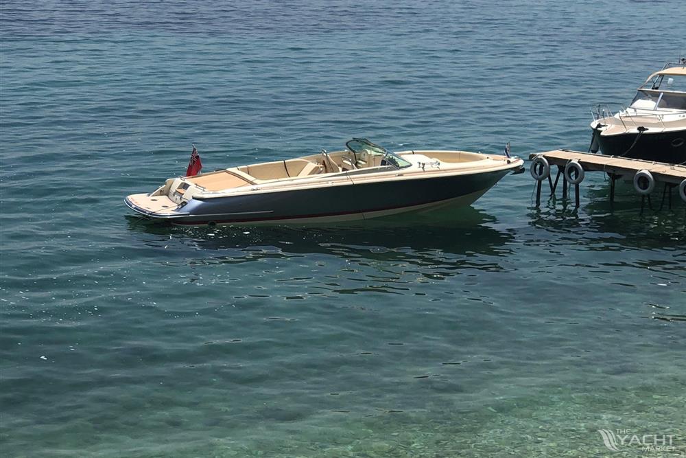 Chris-Craft Launch 30