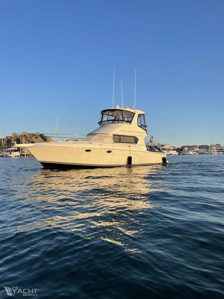 Silverton 42 Convertible