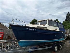 Hardy River Pilot 20