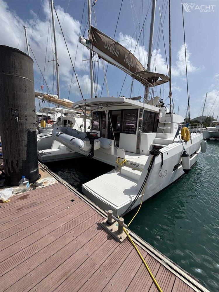 BALI CATAMARANS BALI 4.3