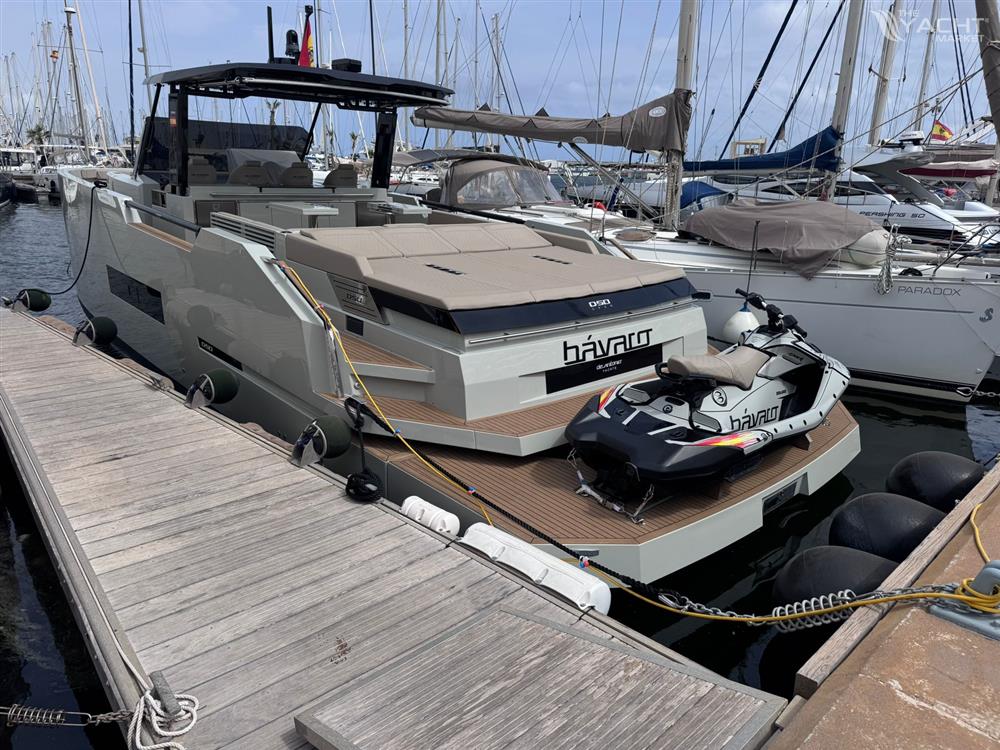 De Antonio Yachts D50