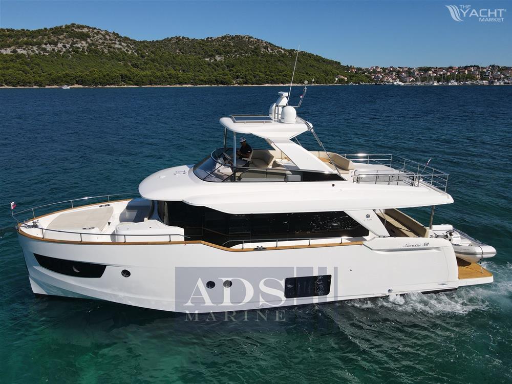 Absolute Navetta 58 - 01e
